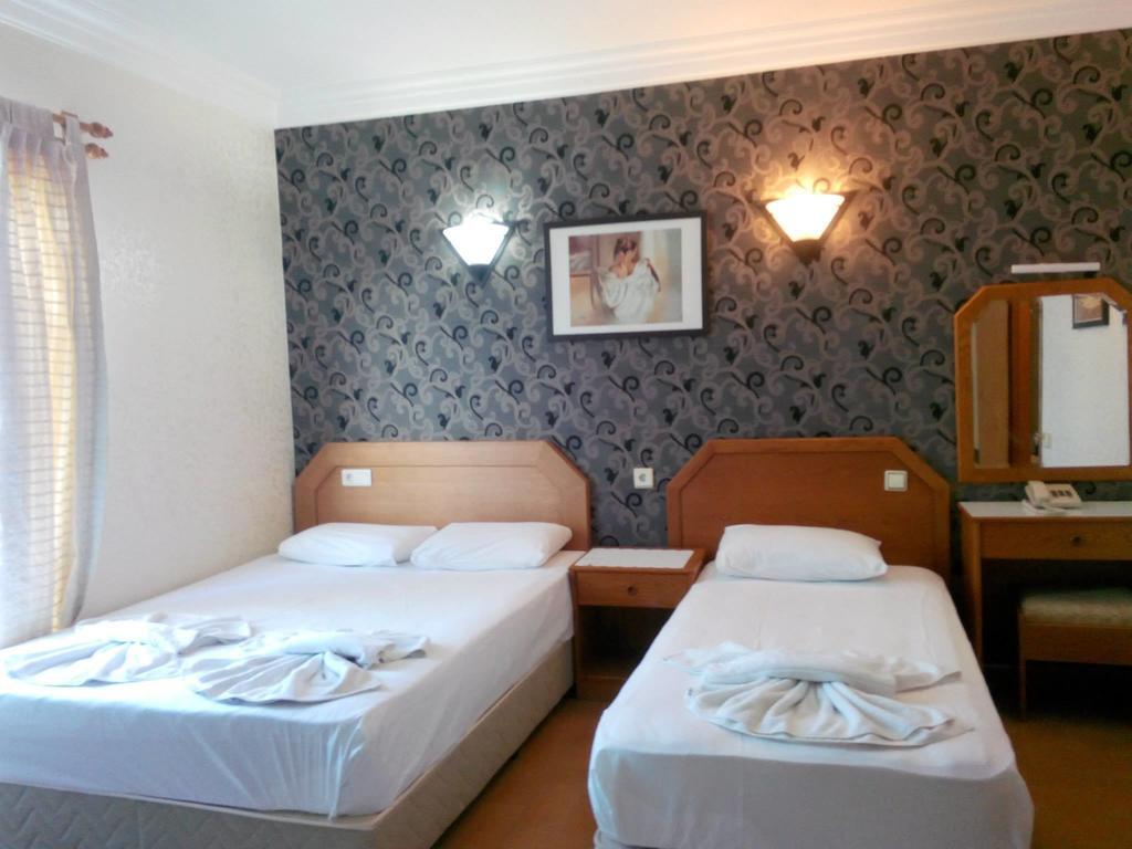 Gulizar Hotel Antalya Rom bilde